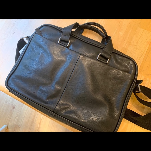 Kenneth Cole Black Leather Briefcase - Picture 5 of 8